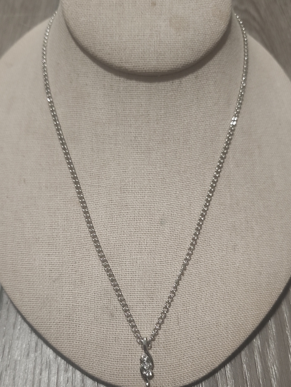 Silver Crystal Leaf Link Necklace